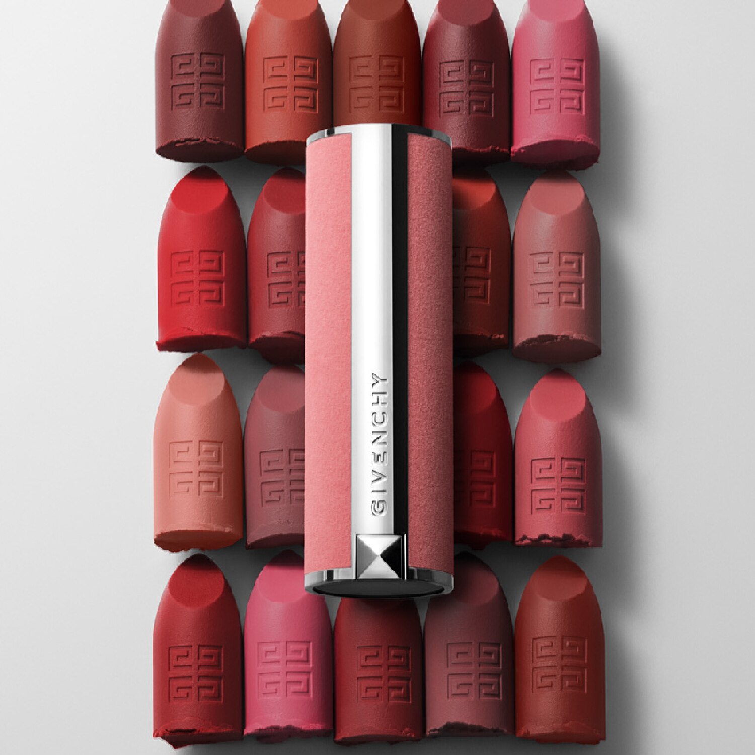 LE ROUGE SHEER VELVET LIPSTICK DE GIVENCHY (LABIAL MATE DE EFECTO DIFUMINADO Y LARGA DURACIÓN )
